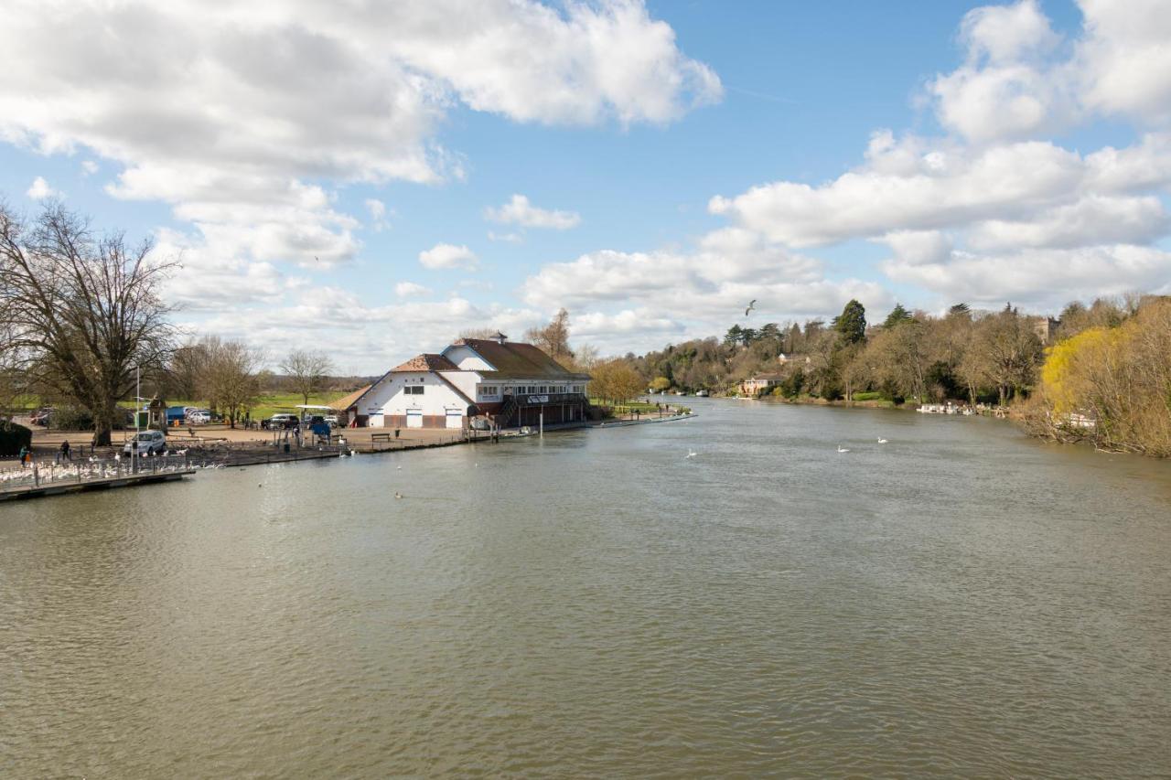 Free Parking 2 Beds Well Equipped Close To River Thames Apartment